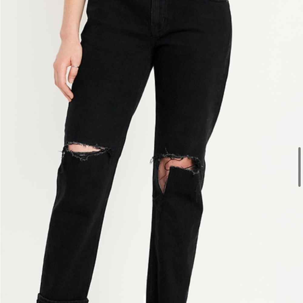 Black Distressed Women's Jeans